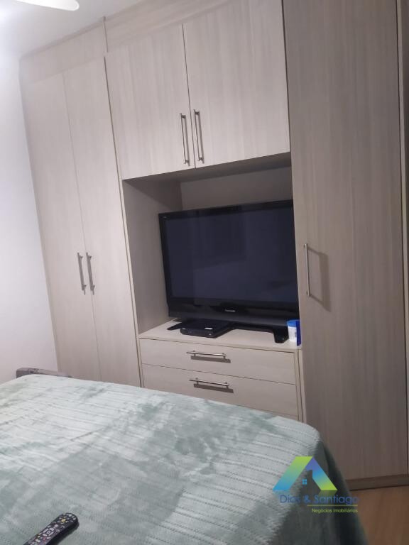 Apartamento à venda com 3 quartos, 70m² - Foto 2