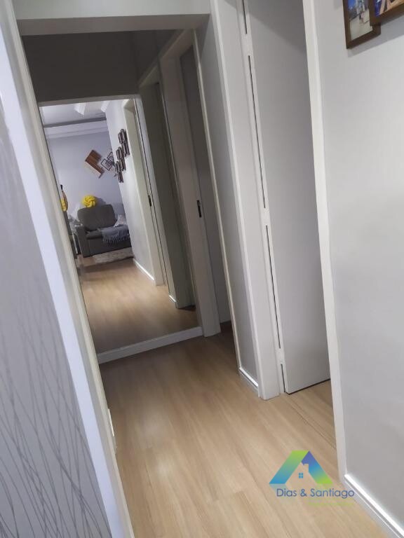 Apartamento à venda com 3 quartos, 70m² - Foto 4