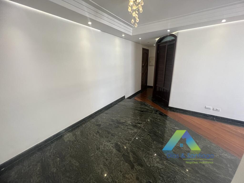 Apartamento à venda com 2 quartos, 68m² - Foto 4