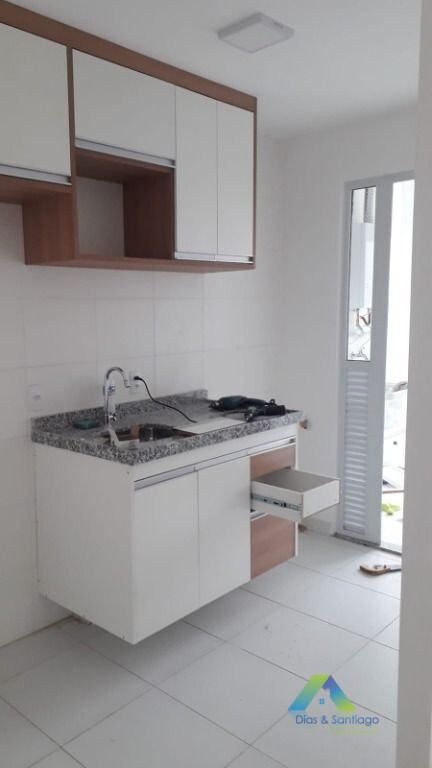 Apartamento à venda com 1 quarto, 45m² - Foto 2