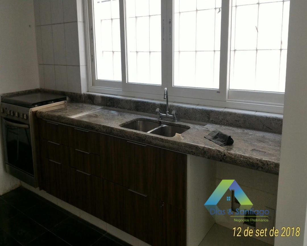 Sobrado para alugar com 4 quartos, 350m² - Foto 9