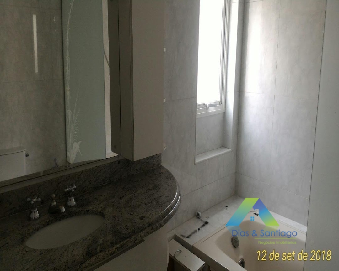 Sobrado para alugar com 4 quartos, 350m² - Foto 25