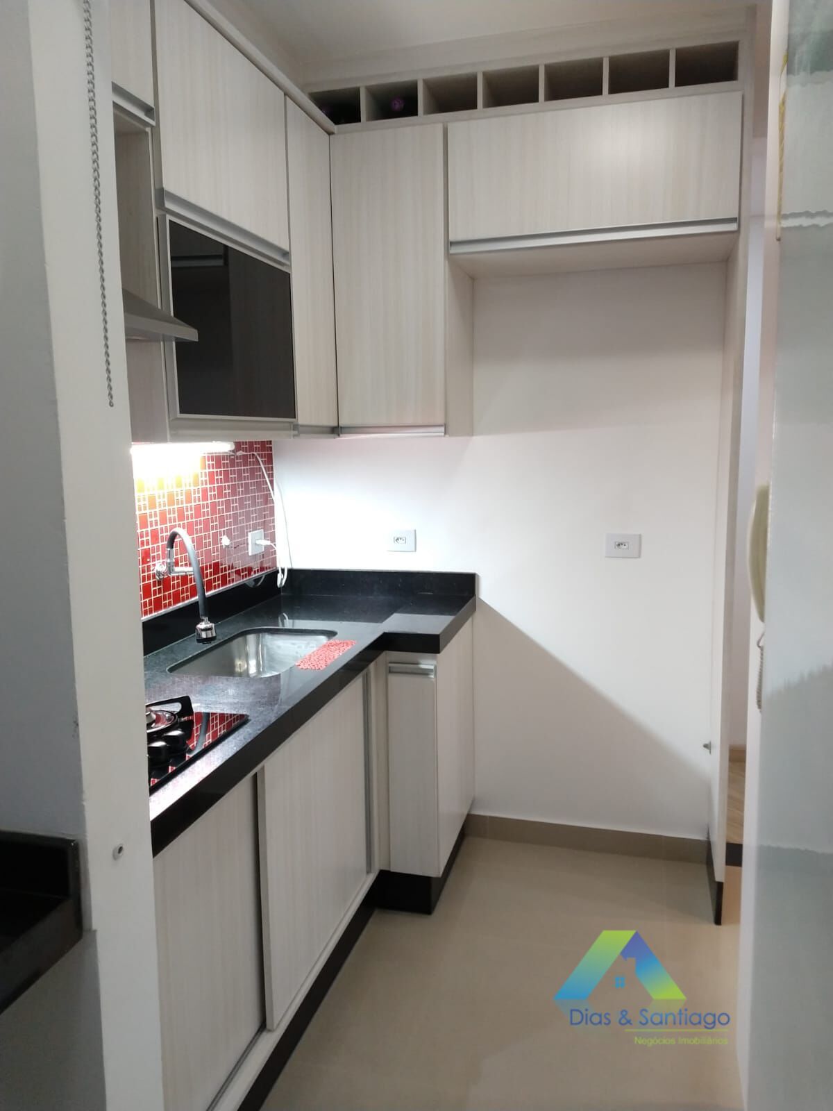 Apartamento à venda com 2 quartos, 58m² - Foto 2