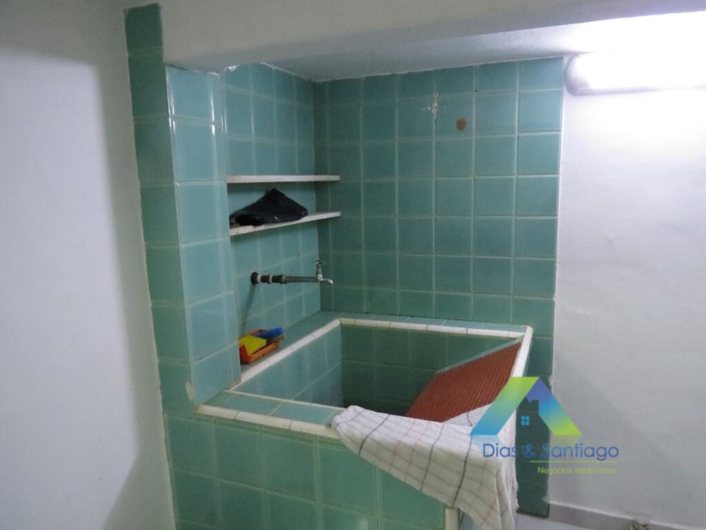 Casa para alugar com 1 quarto, 380m² - Foto 40