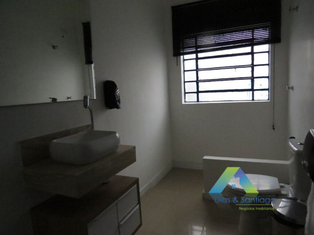 Casa para alugar com 1 quarto, 380m² - Foto 26