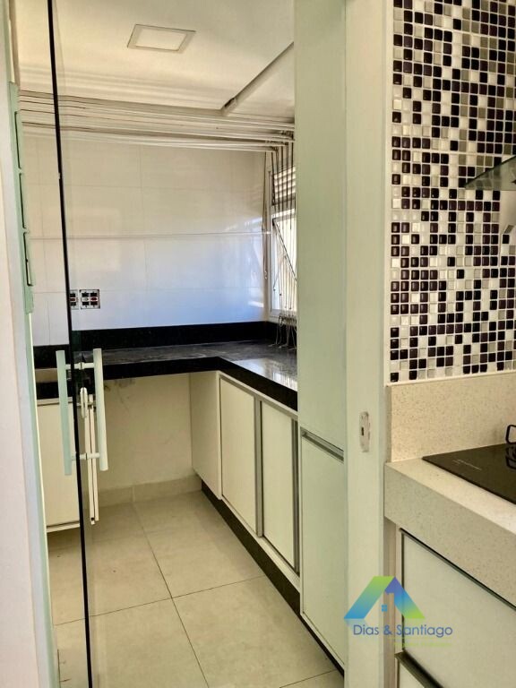 Apartamento à venda com 4 quartos, 140m² - Foto 6