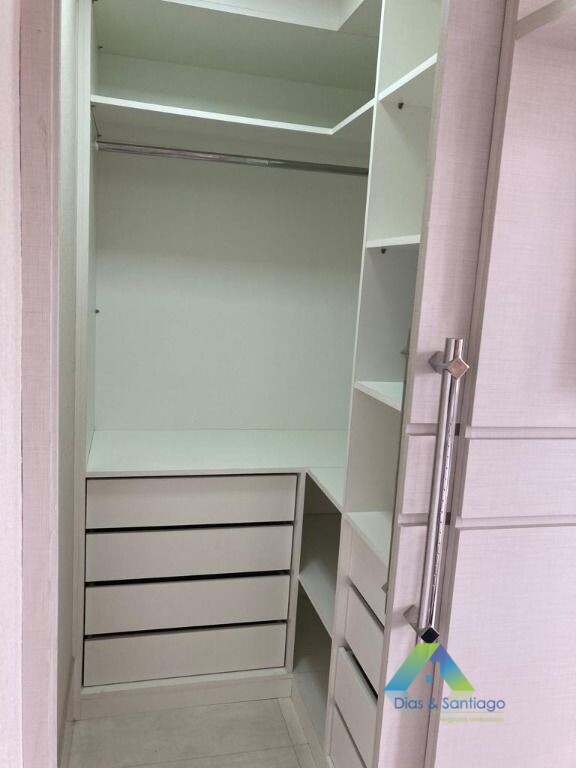 Apartamento à venda com 4 quartos, 140m² - Foto 25