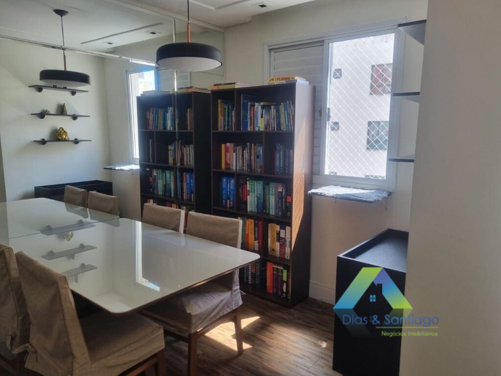 Apartamento à venda com 2 quartos, 65m² - Foto 2