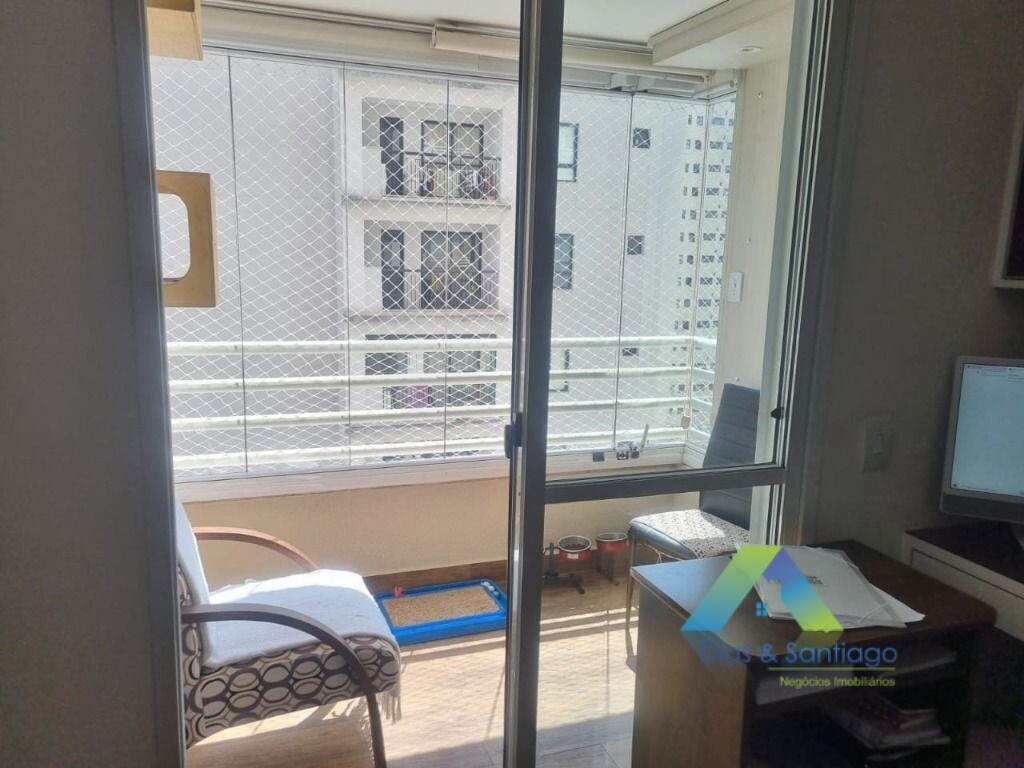 Apartamento à venda com 2 quartos, 65m² - Foto 3