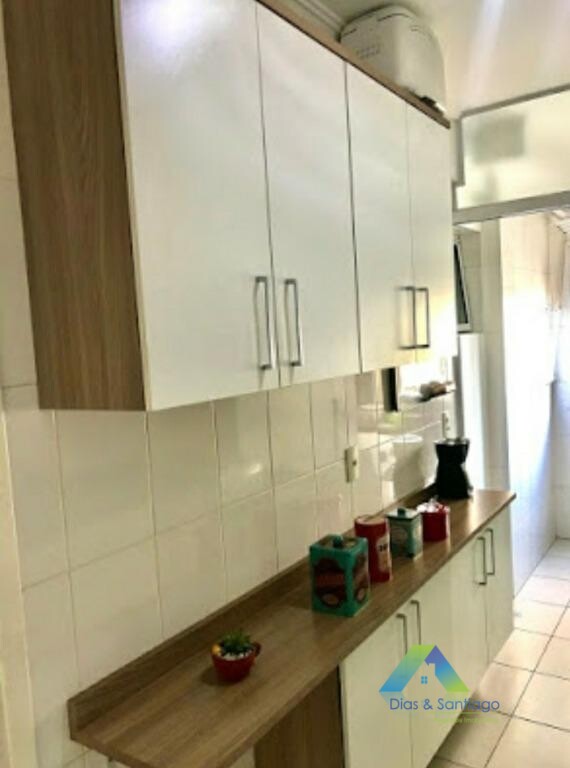 Apartamento à venda com 3 quartos, 83m² - Foto 13