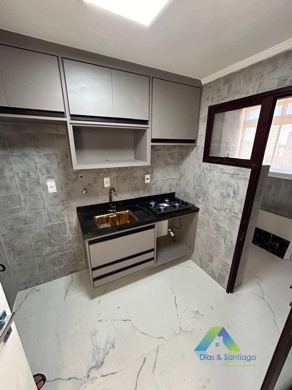 Cobertura à venda com 2 quartos, 113m² - Foto 2