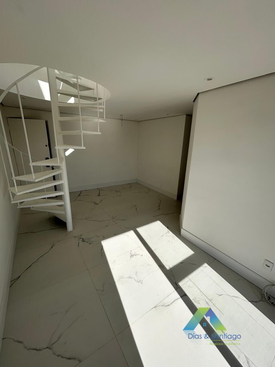 Cobertura à venda com 2 quartos, 113m² - Foto 6