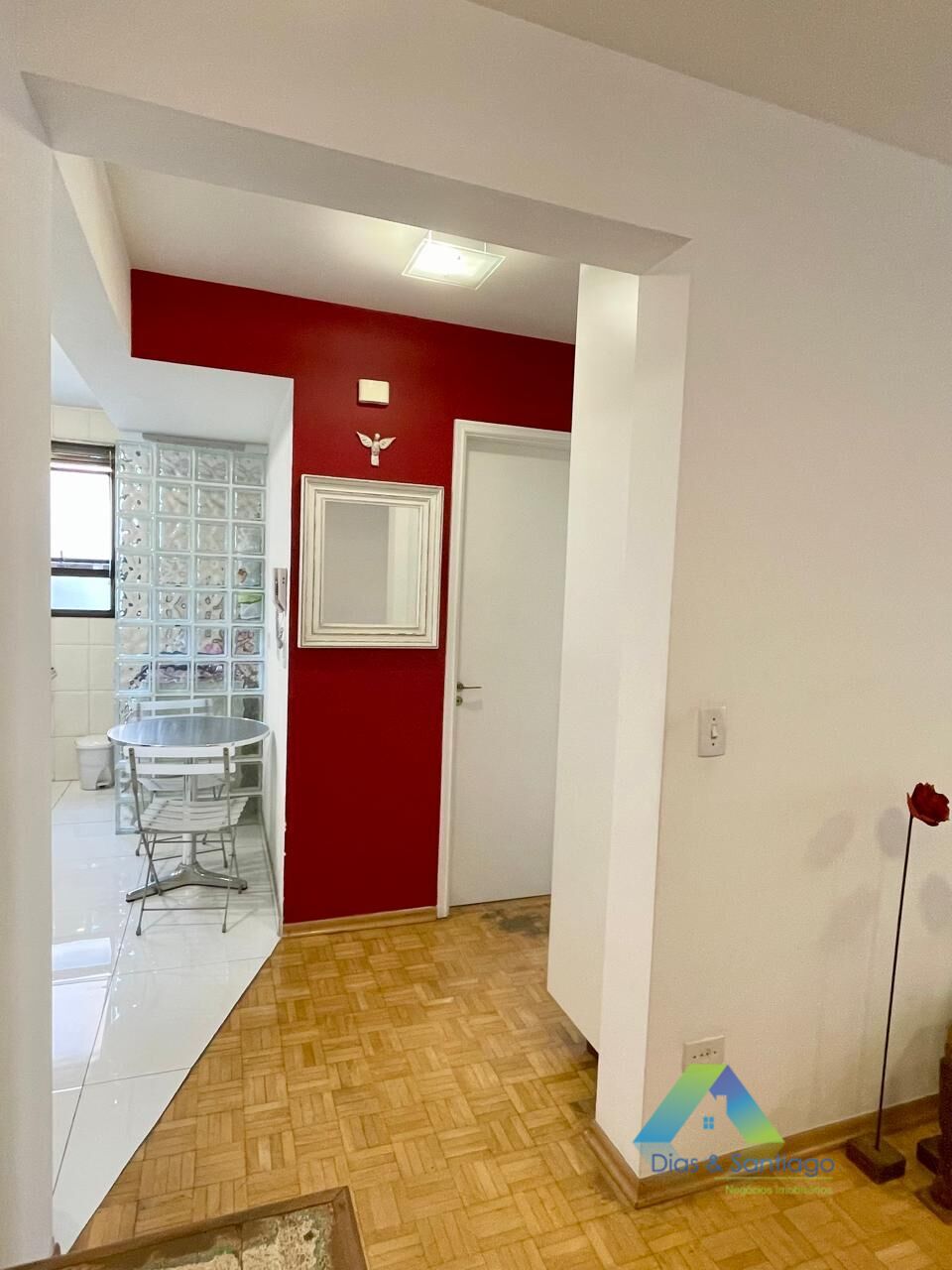 Apartamento à venda com 1 quarto, 53m² - Foto 11