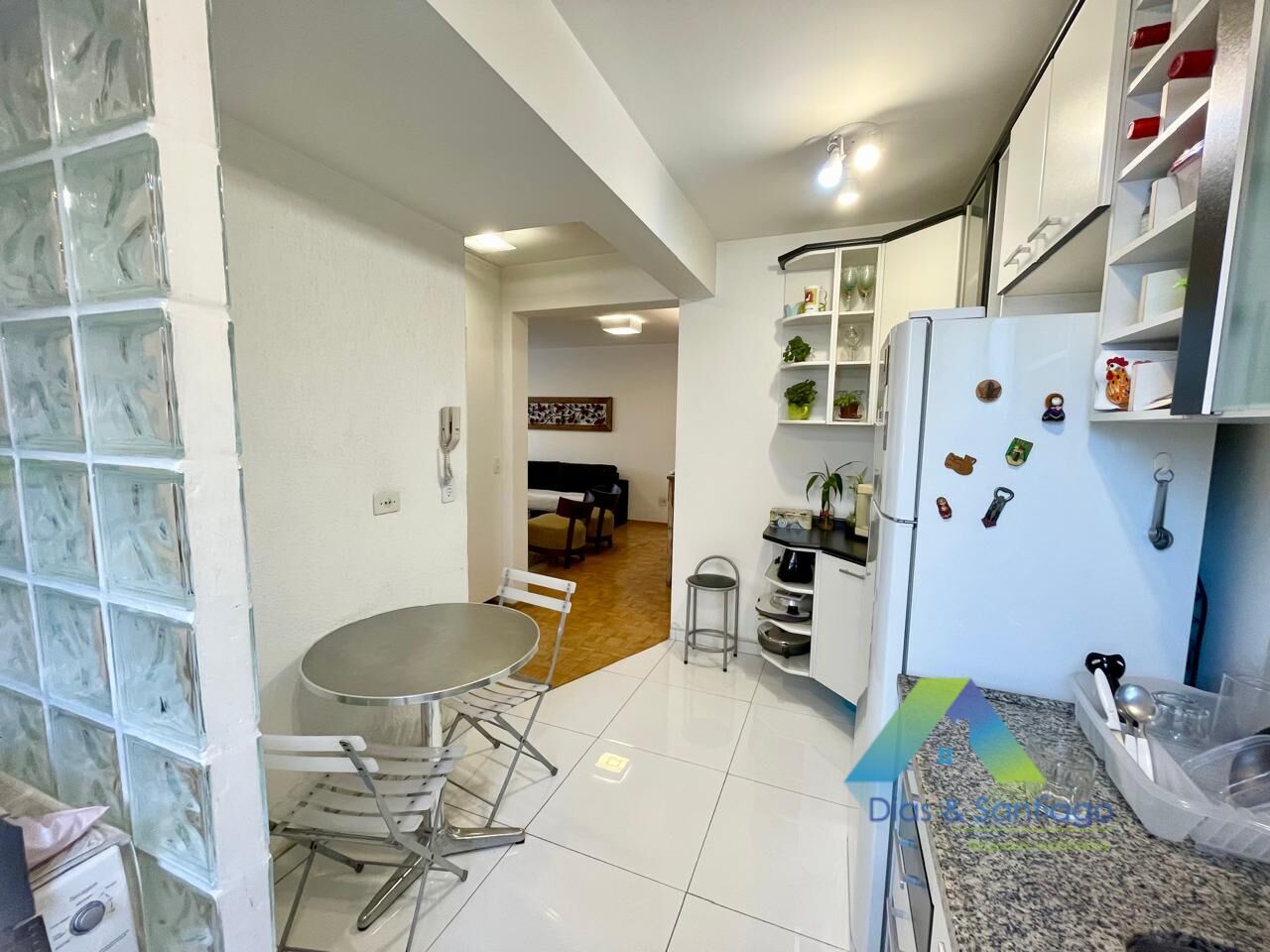 Apartamento à venda com 1 quarto, 53m² - Foto 4