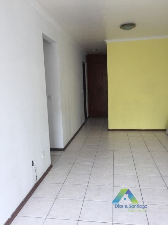 Apartamento à venda com 2 quartos, 58m² - Foto 6