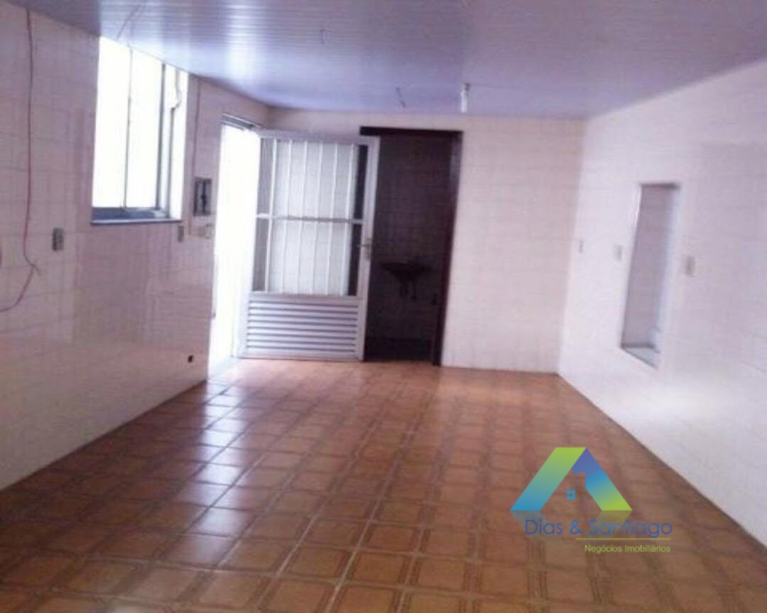 Sobrado à venda com 4 quartos, 144m² - Foto 1