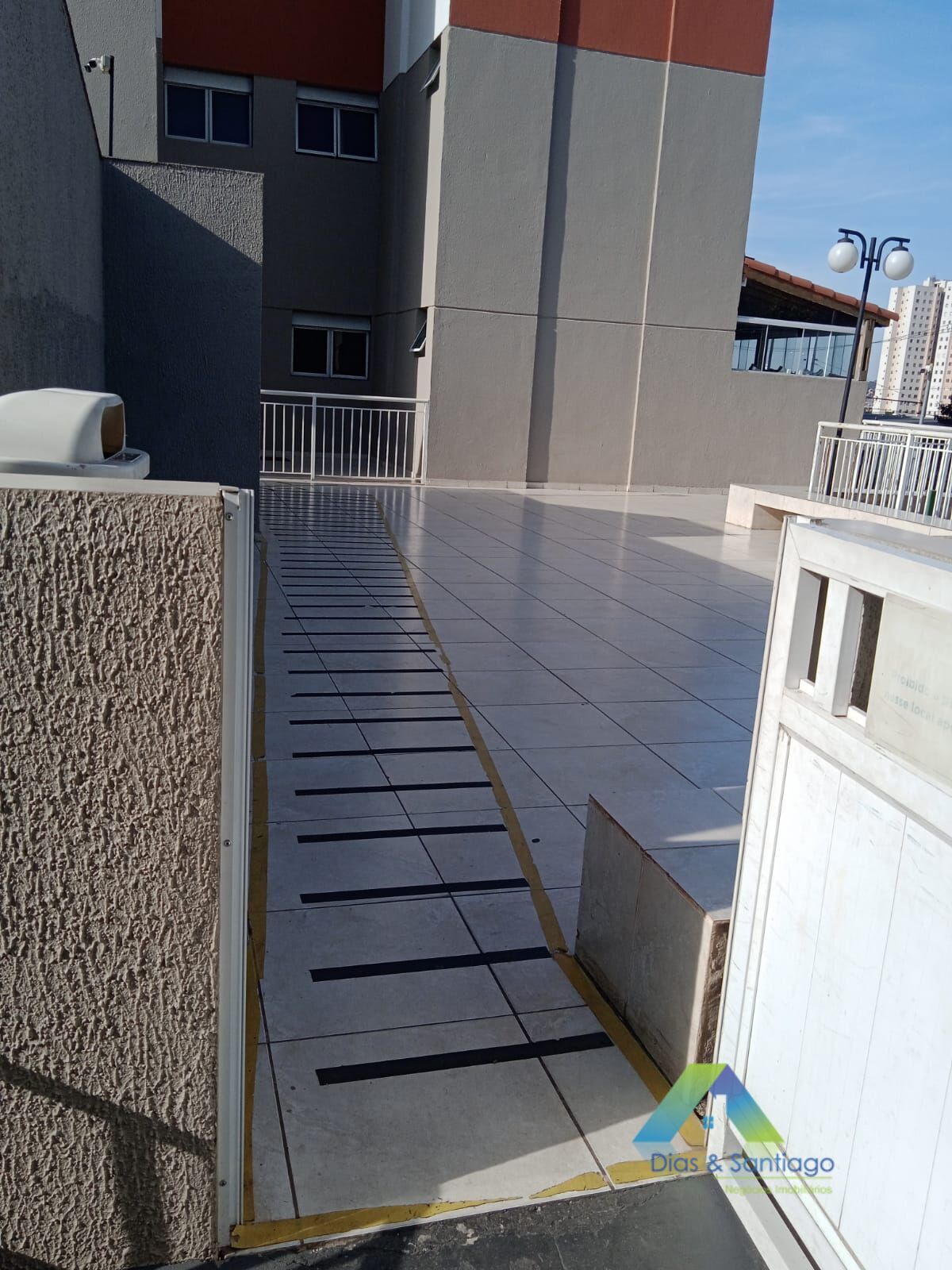 Apartamento à venda com 2 quartos, 44m² - Foto 23