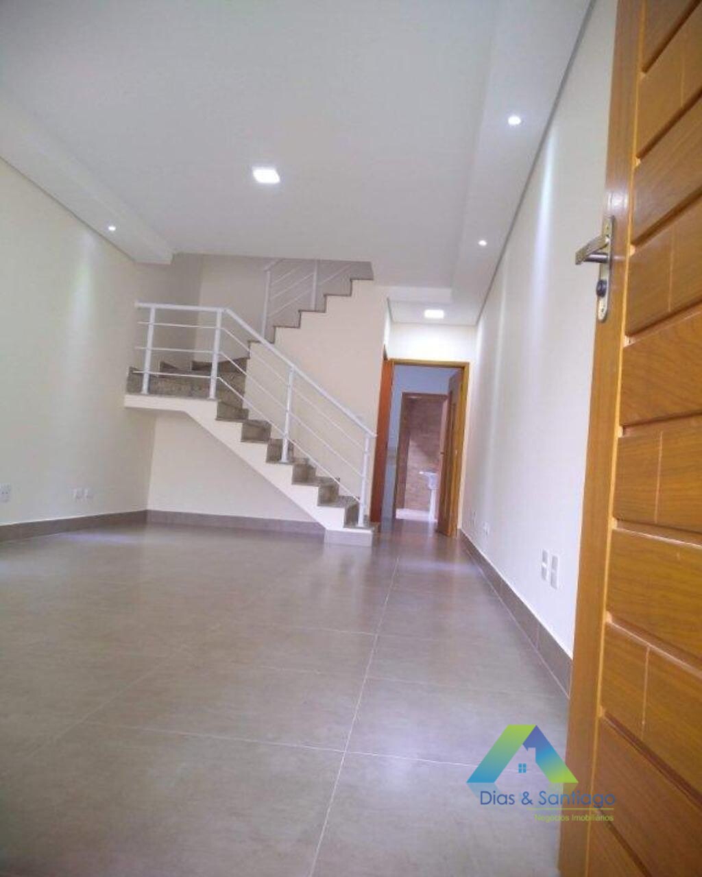 Sobrado à venda com 3 quartos, 125m² - Foto 3