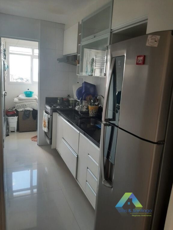 Apartamento à venda com 2 quartos, 51m² - Foto 2