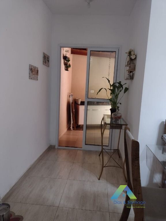 Apartamento à venda com 2 quartos, 62m² - Foto 7