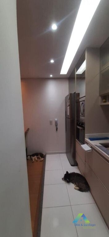 Apartamento à venda com 2 quartos, 63m² - Foto 2