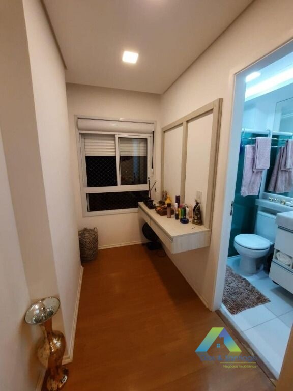 Apartamento à venda com 2 quartos, 63m² - Foto 25