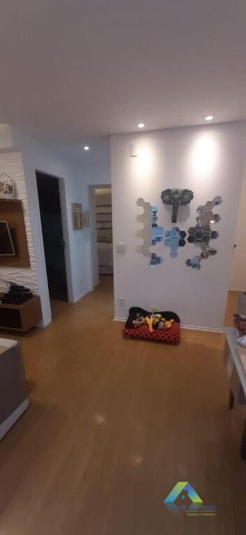 Apartamento à venda com 2 quartos, 63m² - Foto 13