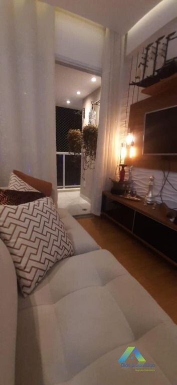 Apartamento à venda com 2 quartos, 63m² - Foto 8