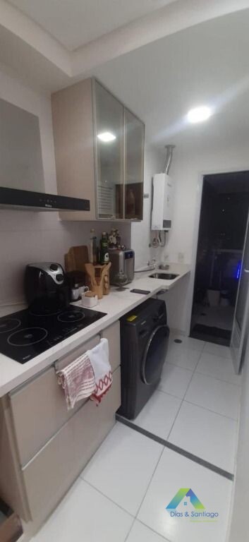 Apartamento à venda com 2 quartos, 63m² - Foto 3