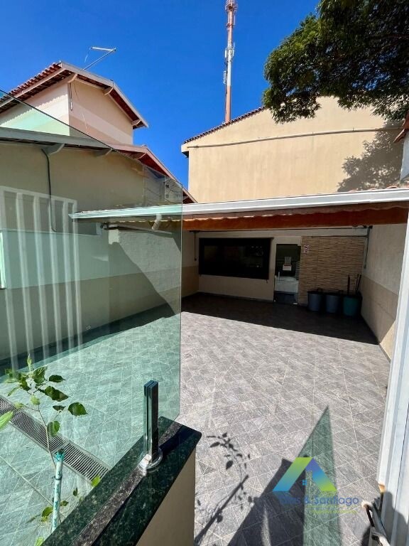 Casa à venda com 2 quartos, 62m² - Foto 30