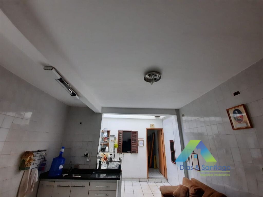 Sobrado à venda com 3 quartos, 175m² - Foto 32