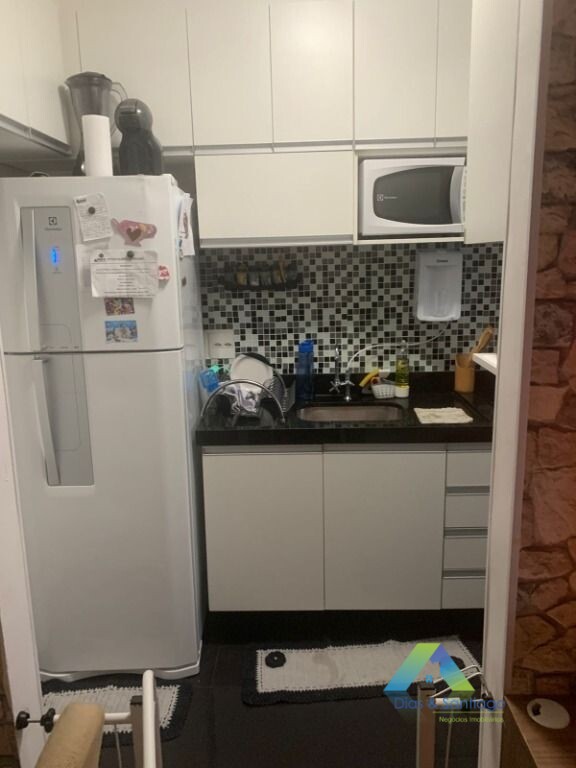 Apartamento à venda com 2 quartos, 45m² - Foto 5