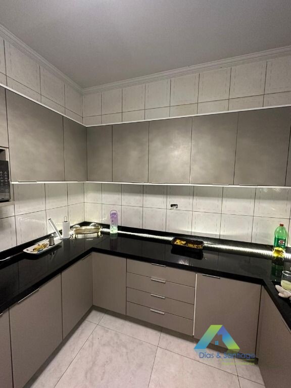 Sobrado à venda com 3 quartos, 150m² - Foto 13