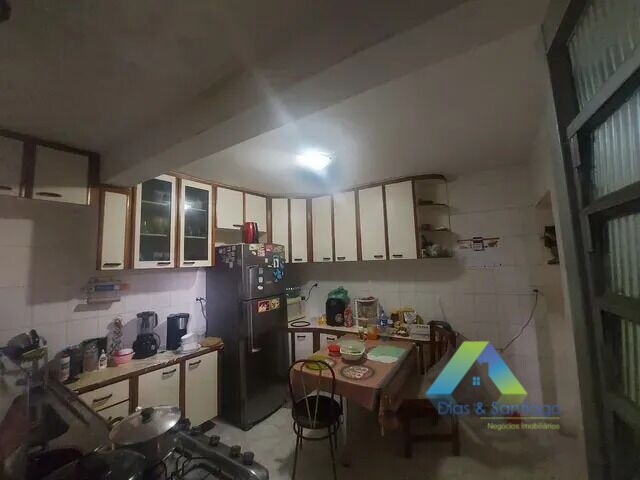 Sobrado à venda com 4 quartos, 309m² - Foto 5