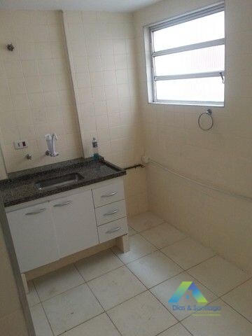 Apartamento à venda com 2 quartos, 69m² - Foto 4