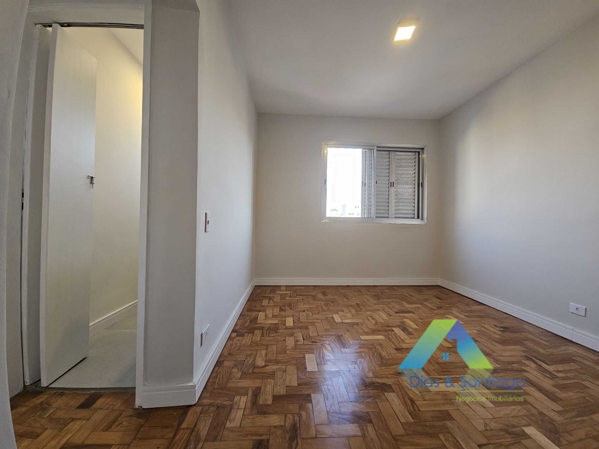 Apartamento à venda com 3 quartos, 103m² - Foto 12