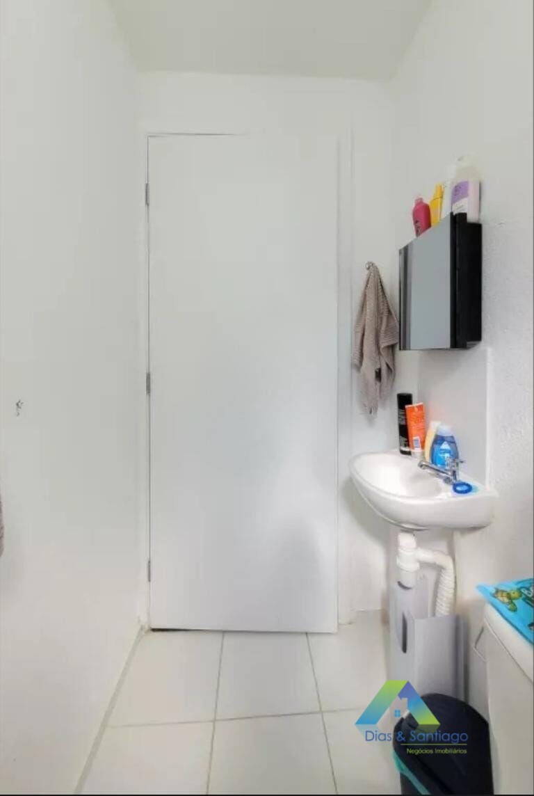 Apartamento à venda com 2 quartos, 42m² - Foto 14