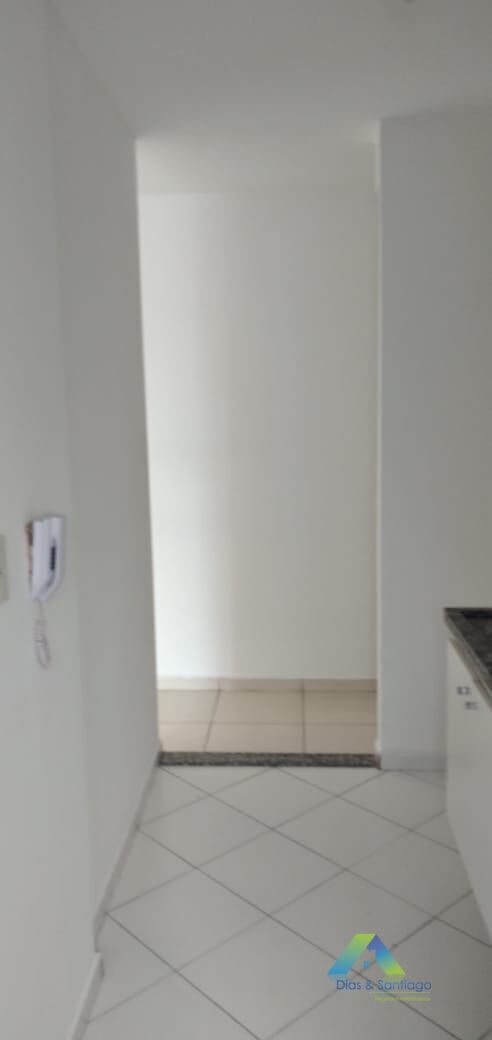 Apartamento à venda com 3 quartos, 65m² - Foto 4