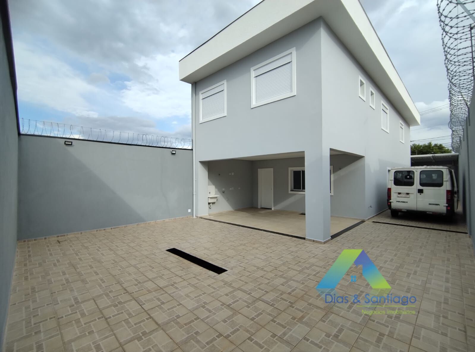 Casa à venda com 4 quartos, 208m² - Foto 30