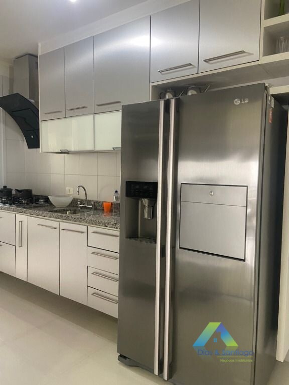 Apartamento à venda com 3 quartos, 130m² - Foto 3