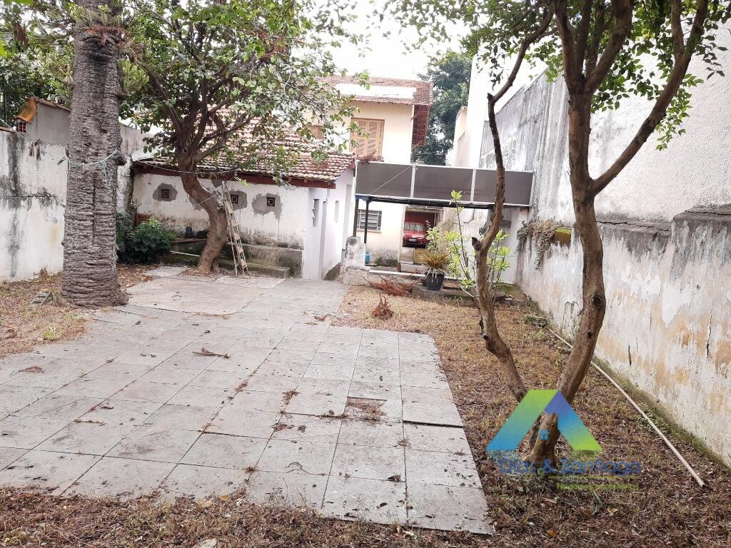 Sobrado à venda com 3 quartos, 300m² - Foto 2