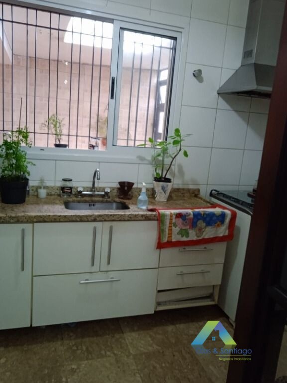 Casa à venda com 3 quartos, 176m² - Foto 24