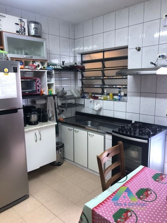 Sobrado à venda com 3 quartos, 198m² - Foto 11