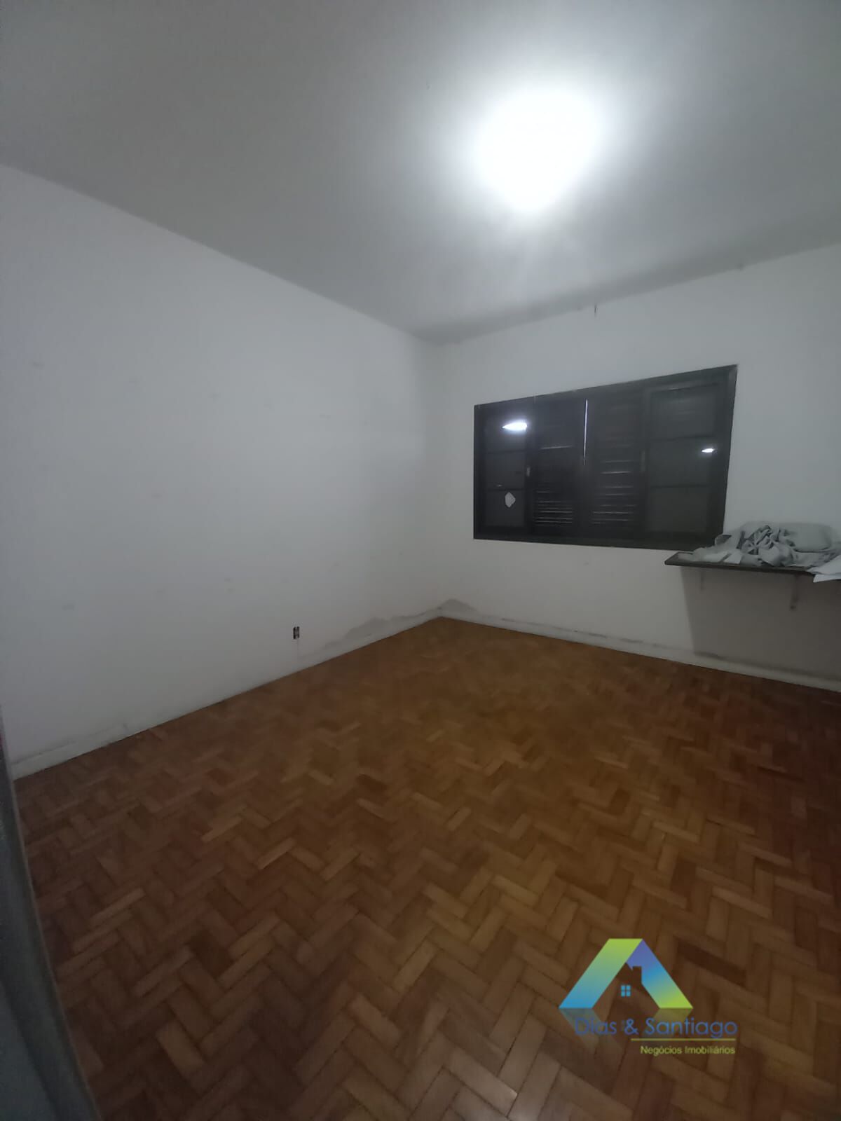 Casa para alugar com 5 quartos, 220m² - Foto 7