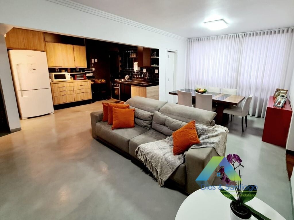 Apartamento à venda com 2 quartos, 90m² - Foto 1