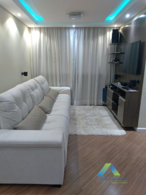 Apartamento à venda com 3 quartos, 61m² - Foto 1