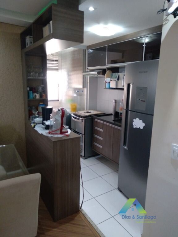 Apartamento à venda com 3 quartos, 61m² - Foto 2