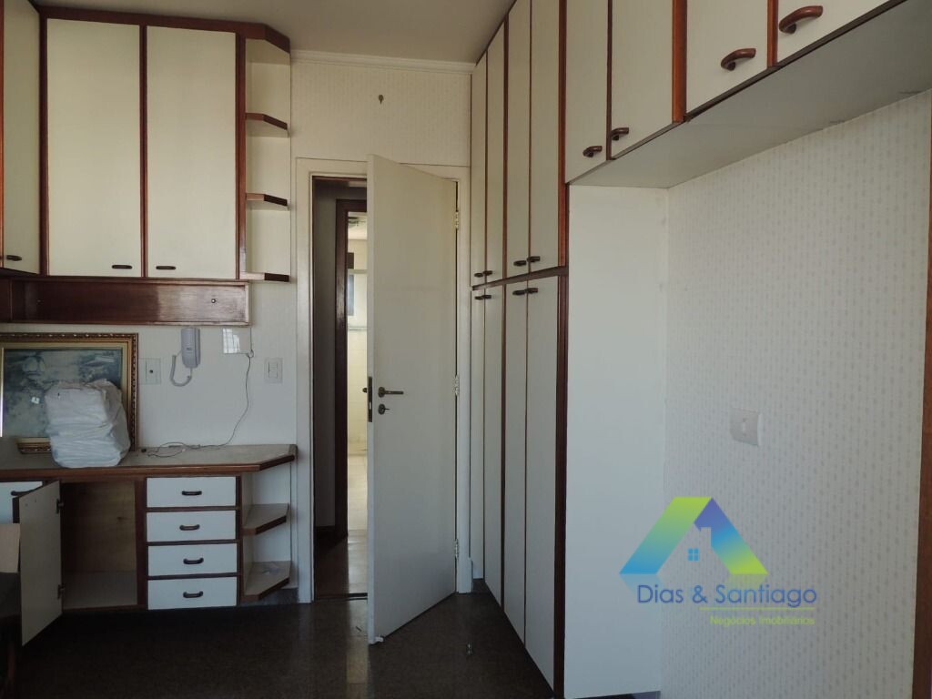 Apartamento à venda com 3 quartos, 148m² - Foto 17