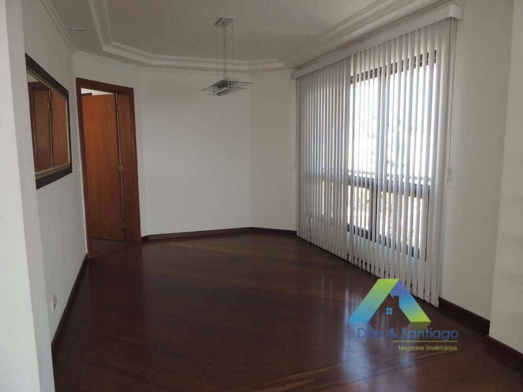 Apartamento à venda com 3 quartos, 148m² - Foto 1