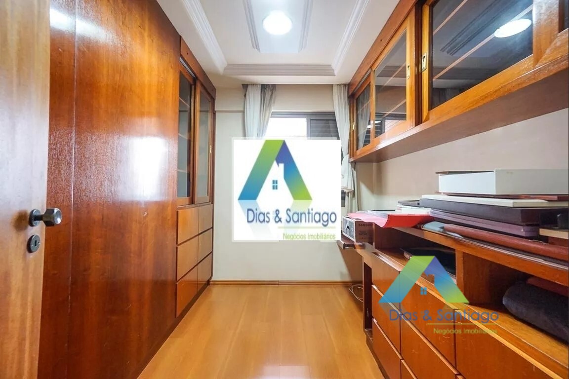 Apartamento para alugar com 5 quartos, 175m² - Foto 17